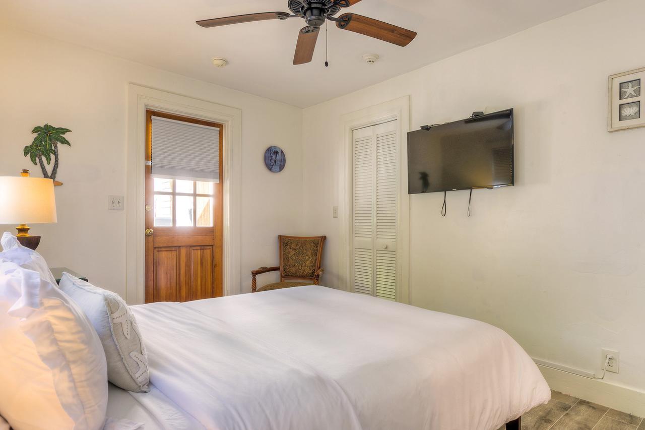 Bed & Breakfast Harbor - Adults Only *