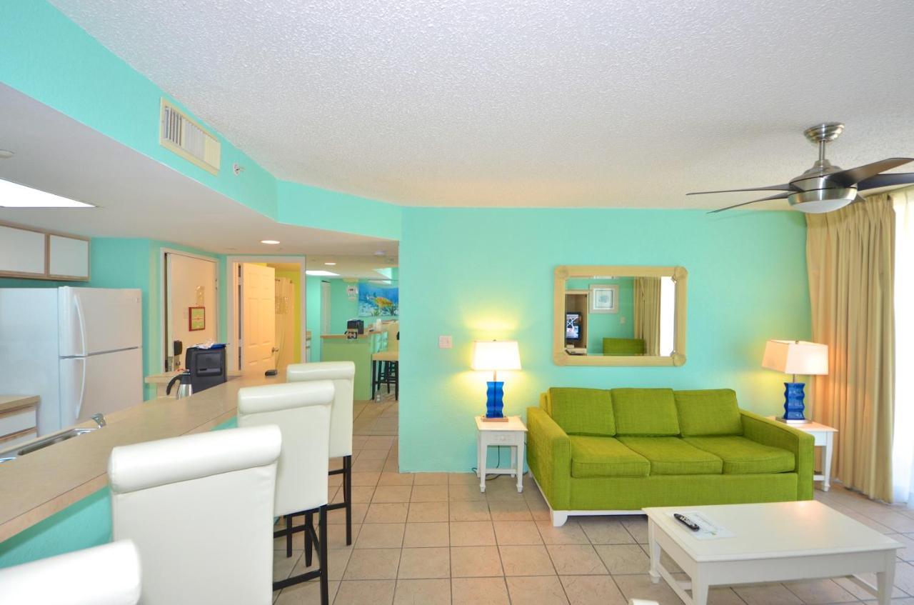 Sunrise Suites Trinidad #105 Holiday home