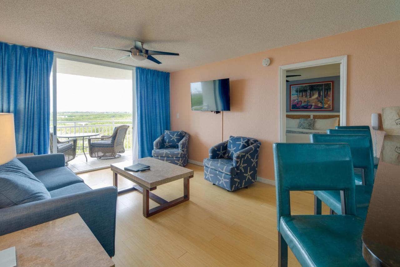 Sunrise Suites Cayo Cruz #308 *
