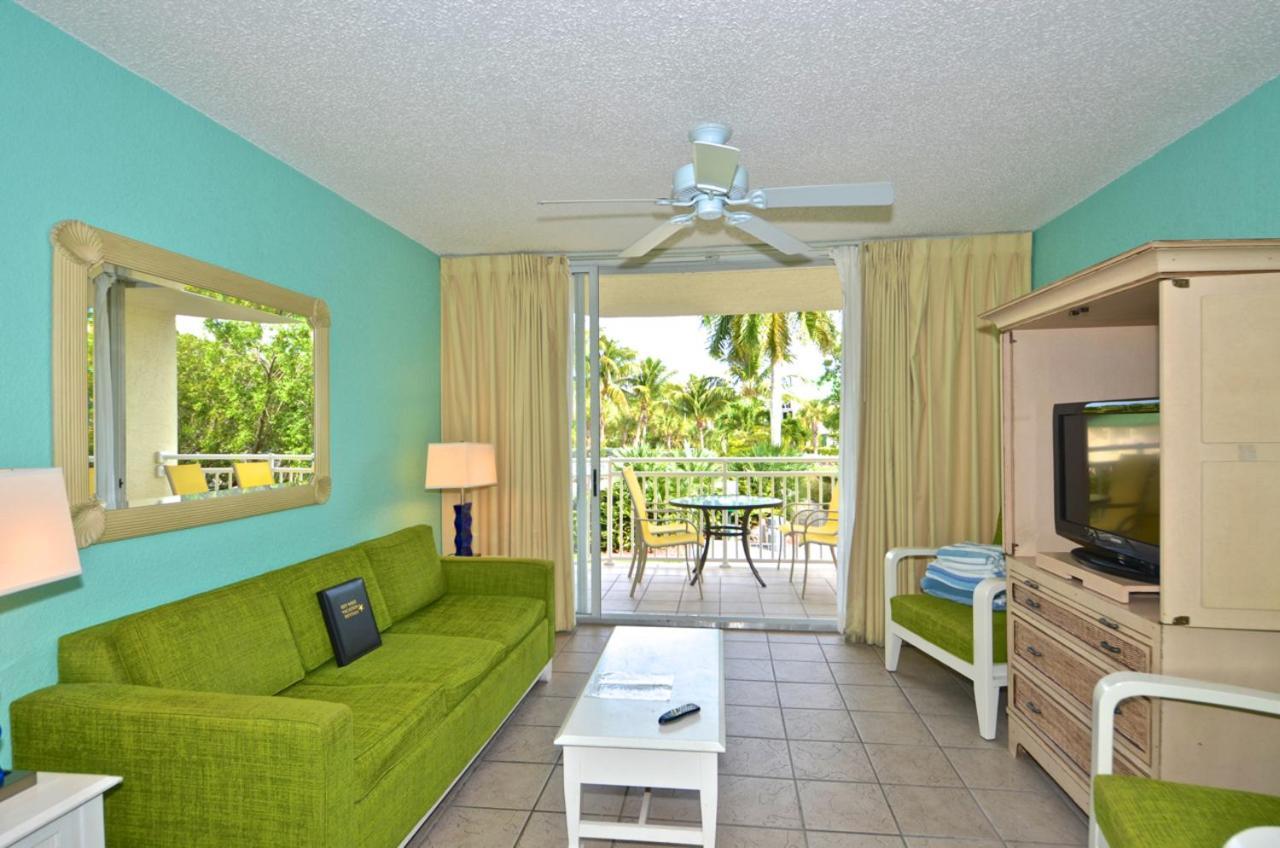 Sunrise Suites Trinidad #105 *