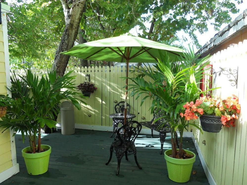 Duval Inn - Key West Key West