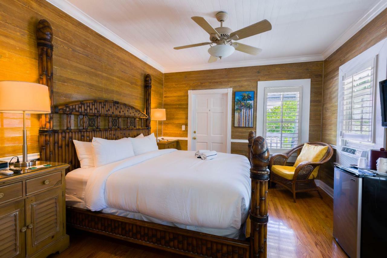 Duval Inn - Key West