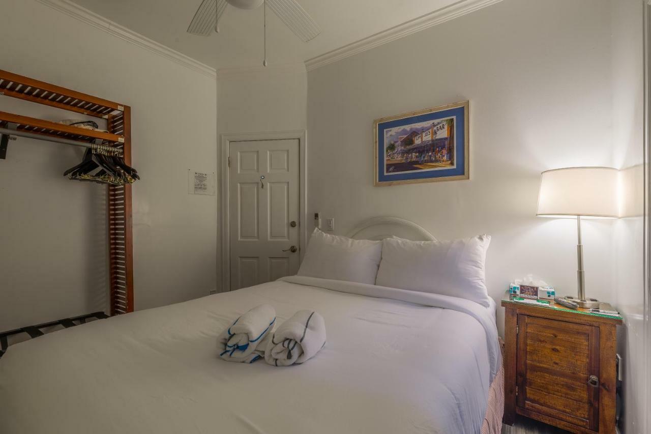 Duval Inn - Key West Key West