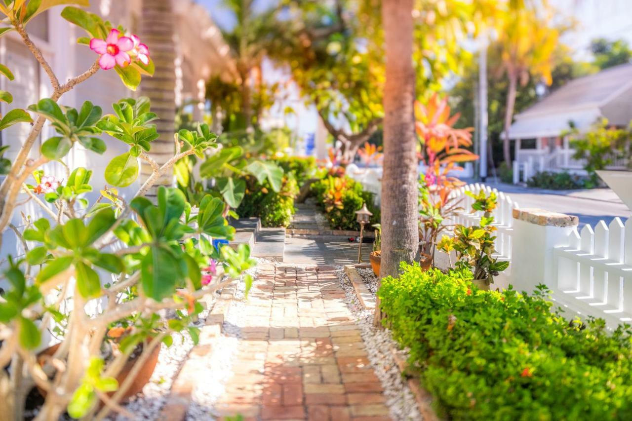 Duval Inn - Key West