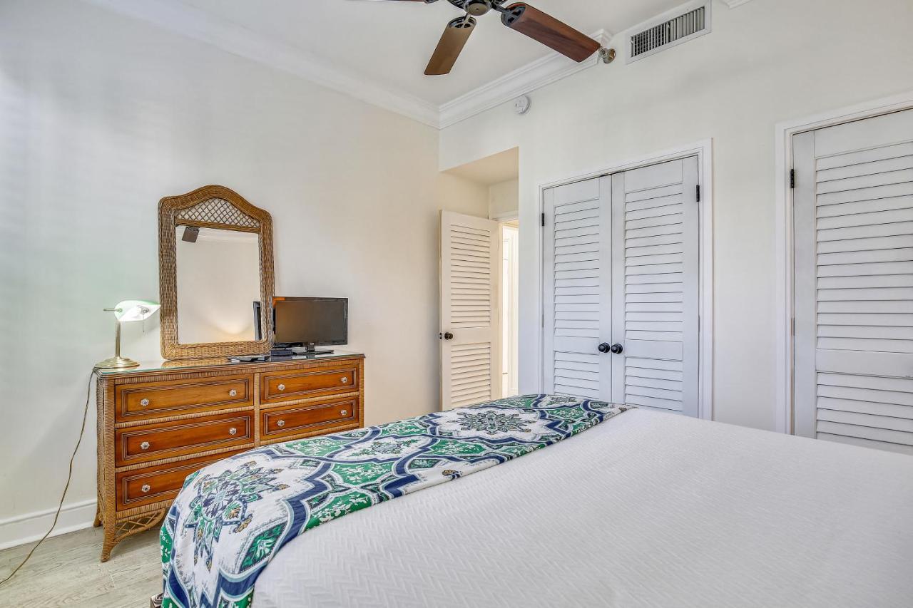 Sunset At Harbour Place Apartment Key West