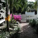 Bahama Gardens - Conch House