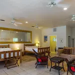 Casa 325 Guesthouse