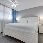 The Barbados -Bright Condo W Pool