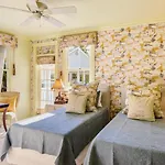 Grand Key Oasis By Last Key Realty