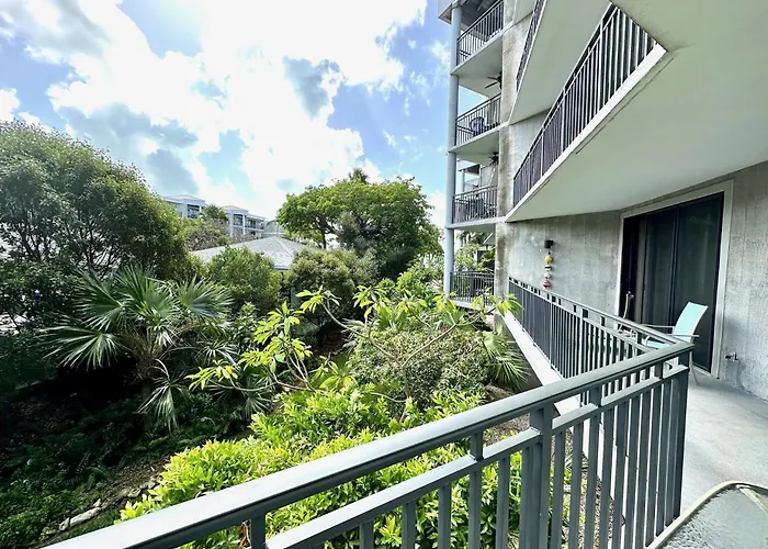 Leaward Isle Island Retreat