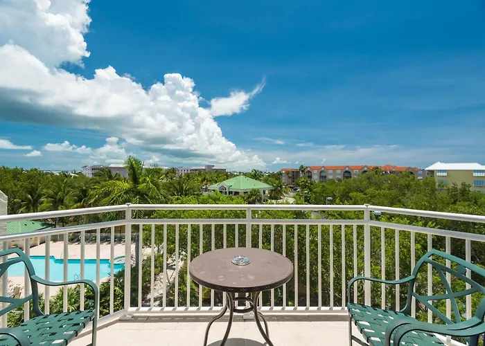 Sunrise Suites Tierra Bomba Suite #403