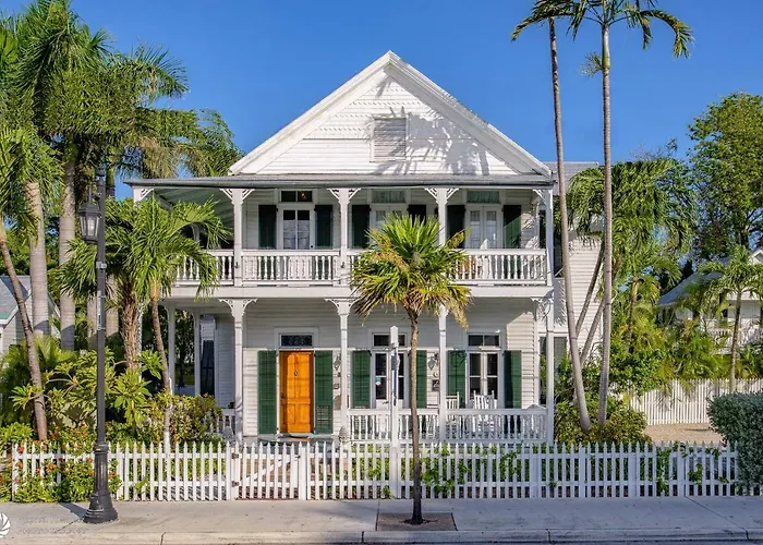 The Conch House Heritage Inn