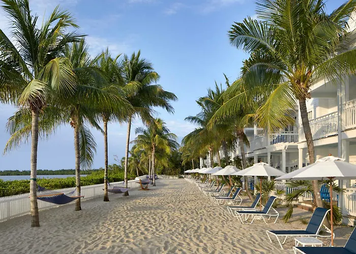 Parrot Key Hotel & Villas