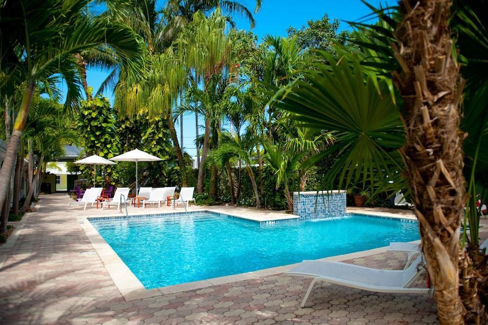 Hotel Almond Tree - Adults Only