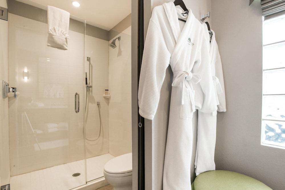 Almond Tree - Adults Only 3* Key West