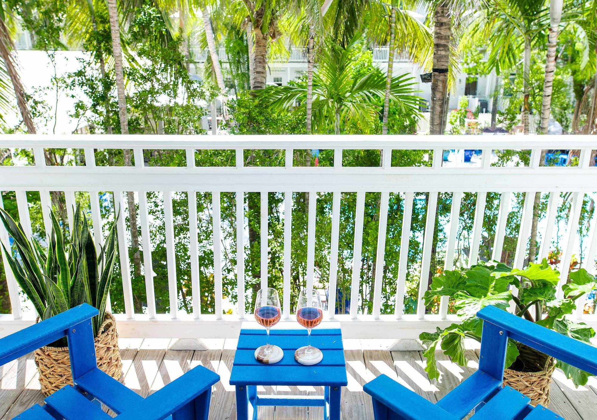 Resort Parrot Key &