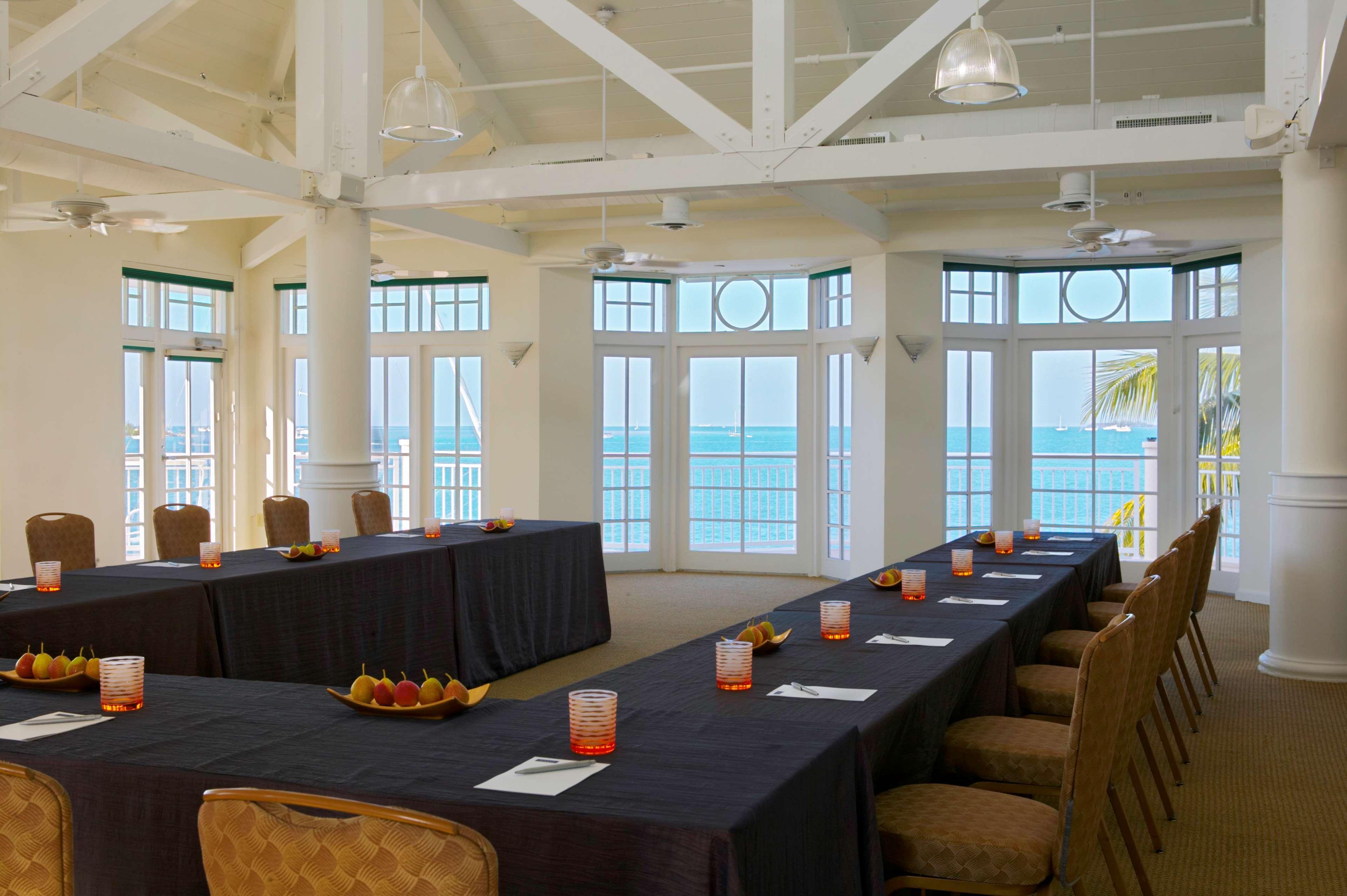 Resort Hyatt Centric & 4*