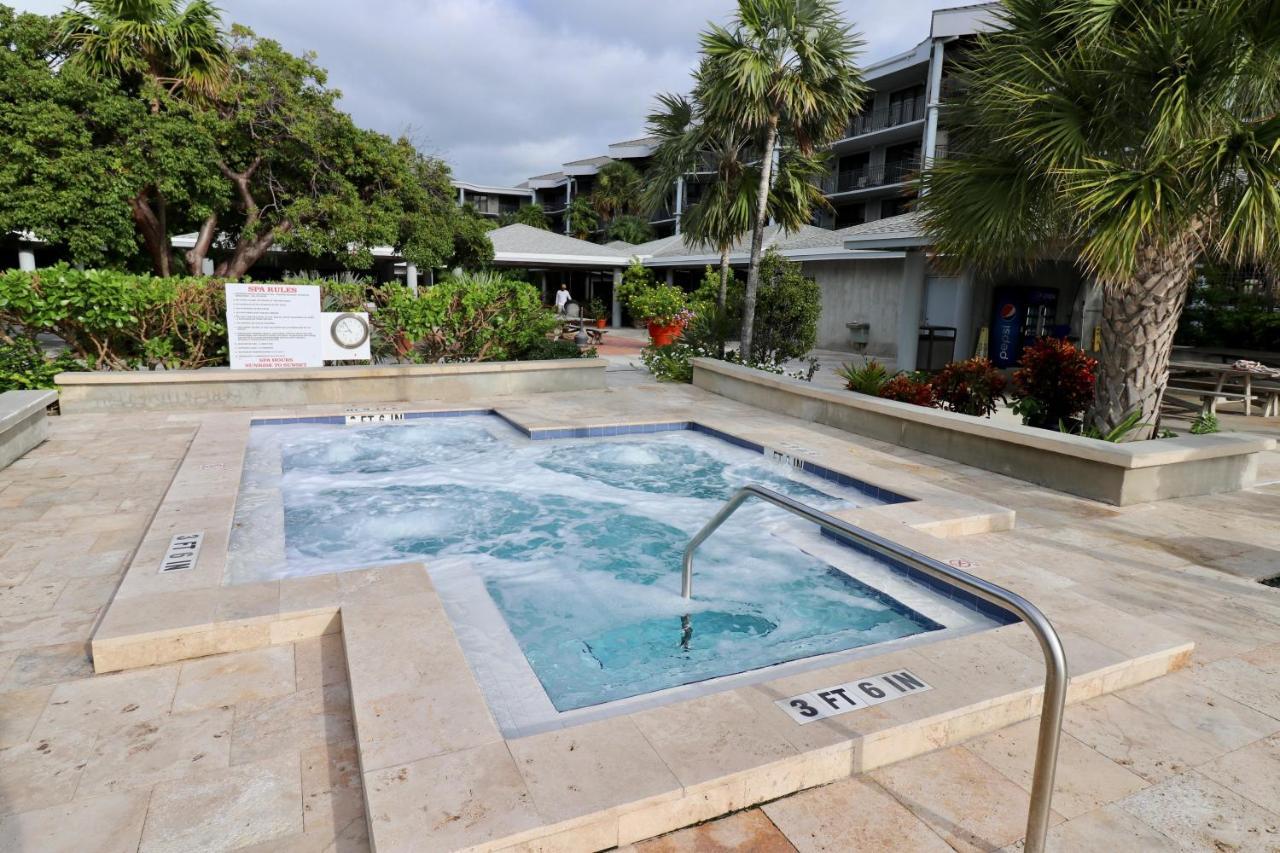 Leaward Isle Island Retreat Holiday home Key West