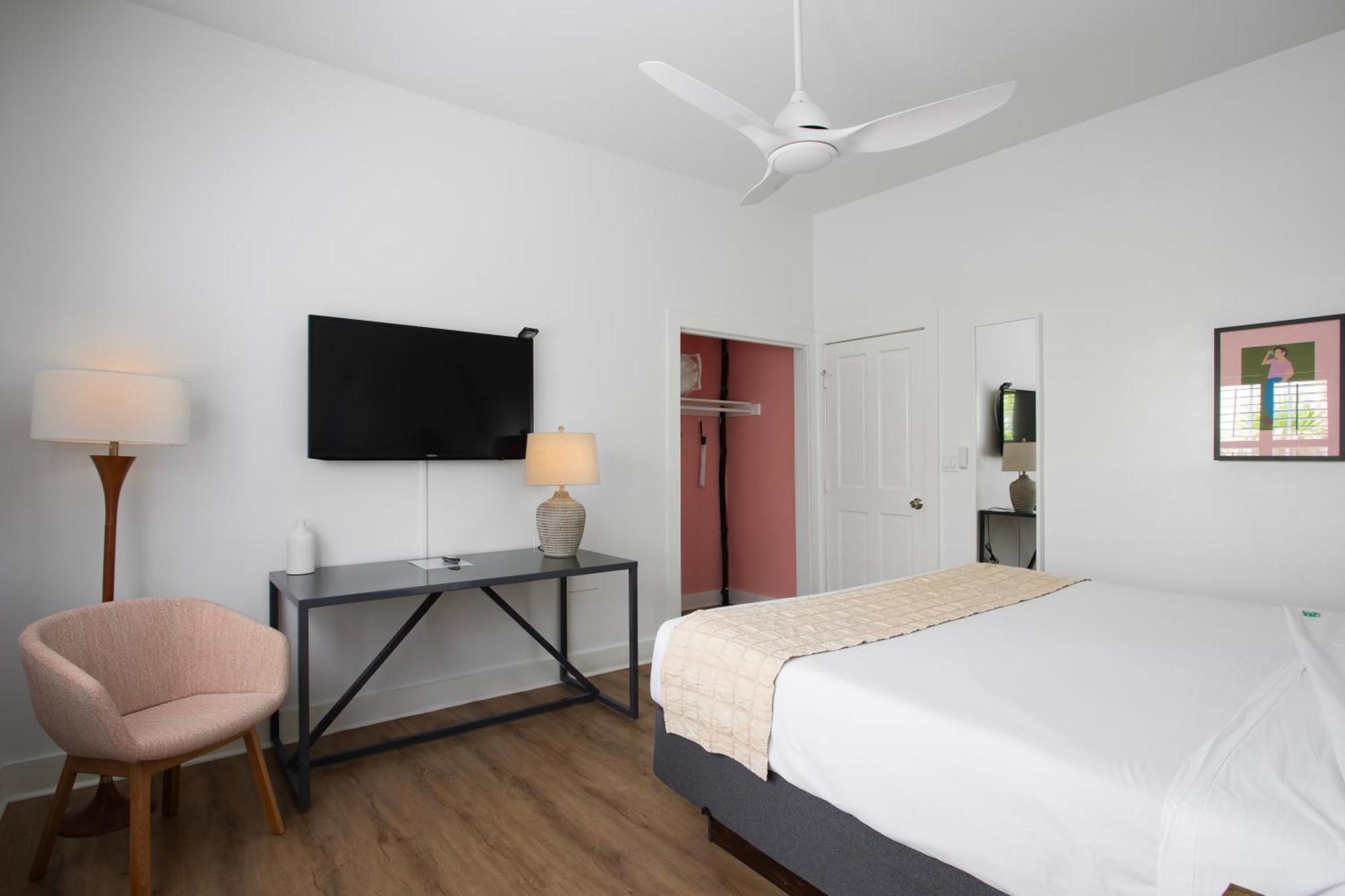Paradise - Adult Exclusive Inn 3*