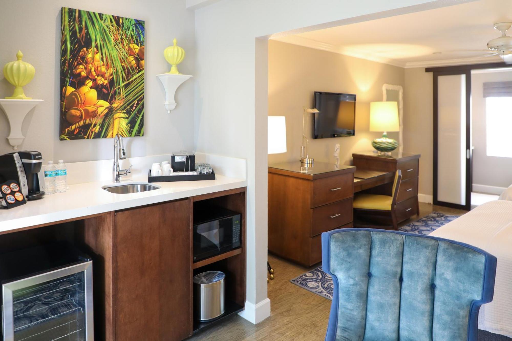 Hotel Almond Tree - Adults Only 3*