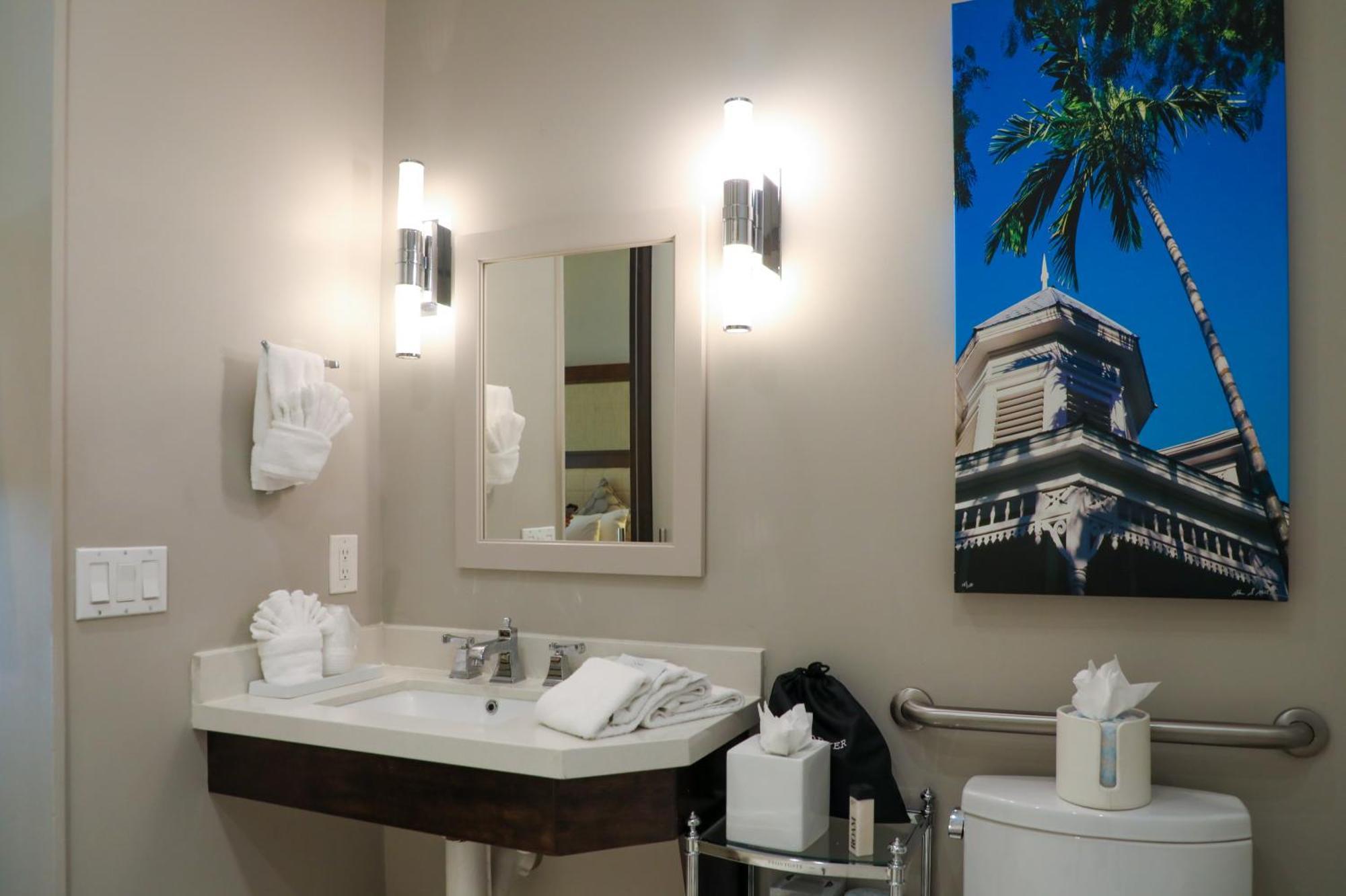 Almond Tree - Adults Only 3* Key West