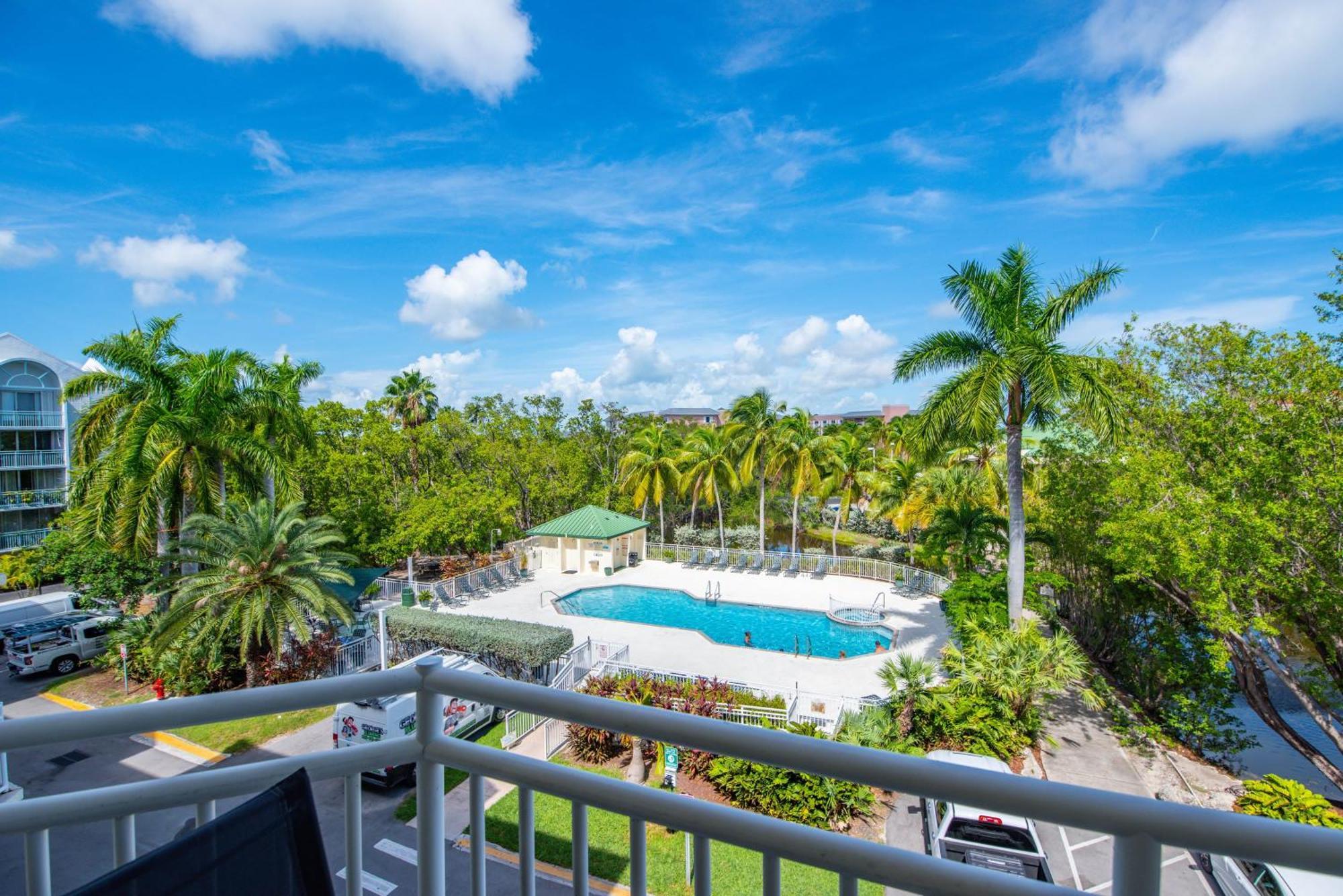 Holiday home The Barbados -bright W Pool *