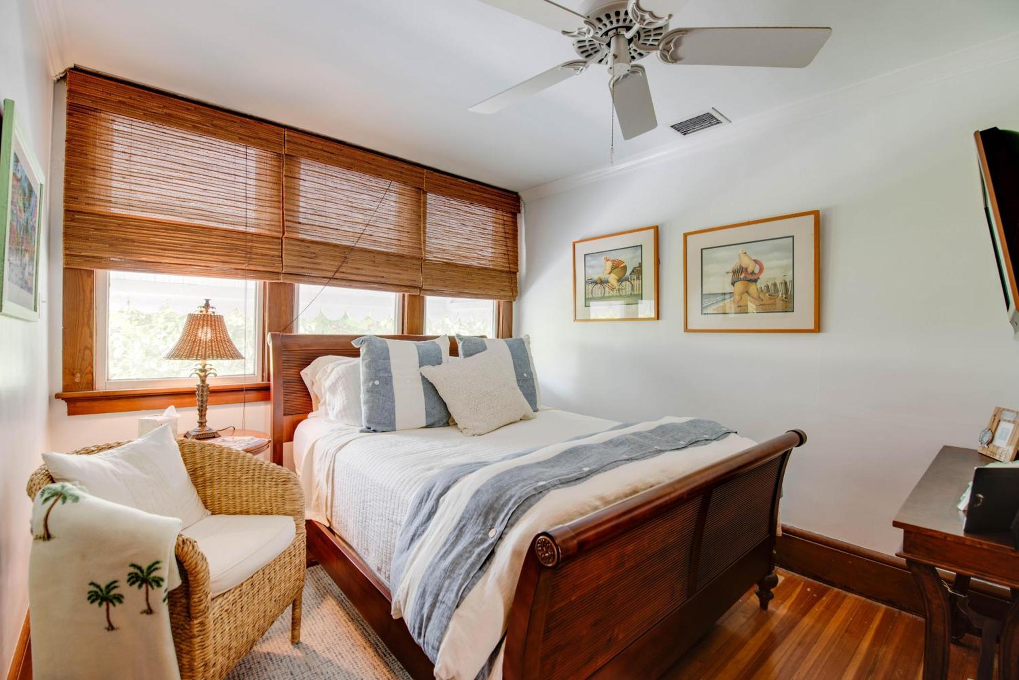 Meadows Manor - Weekly *