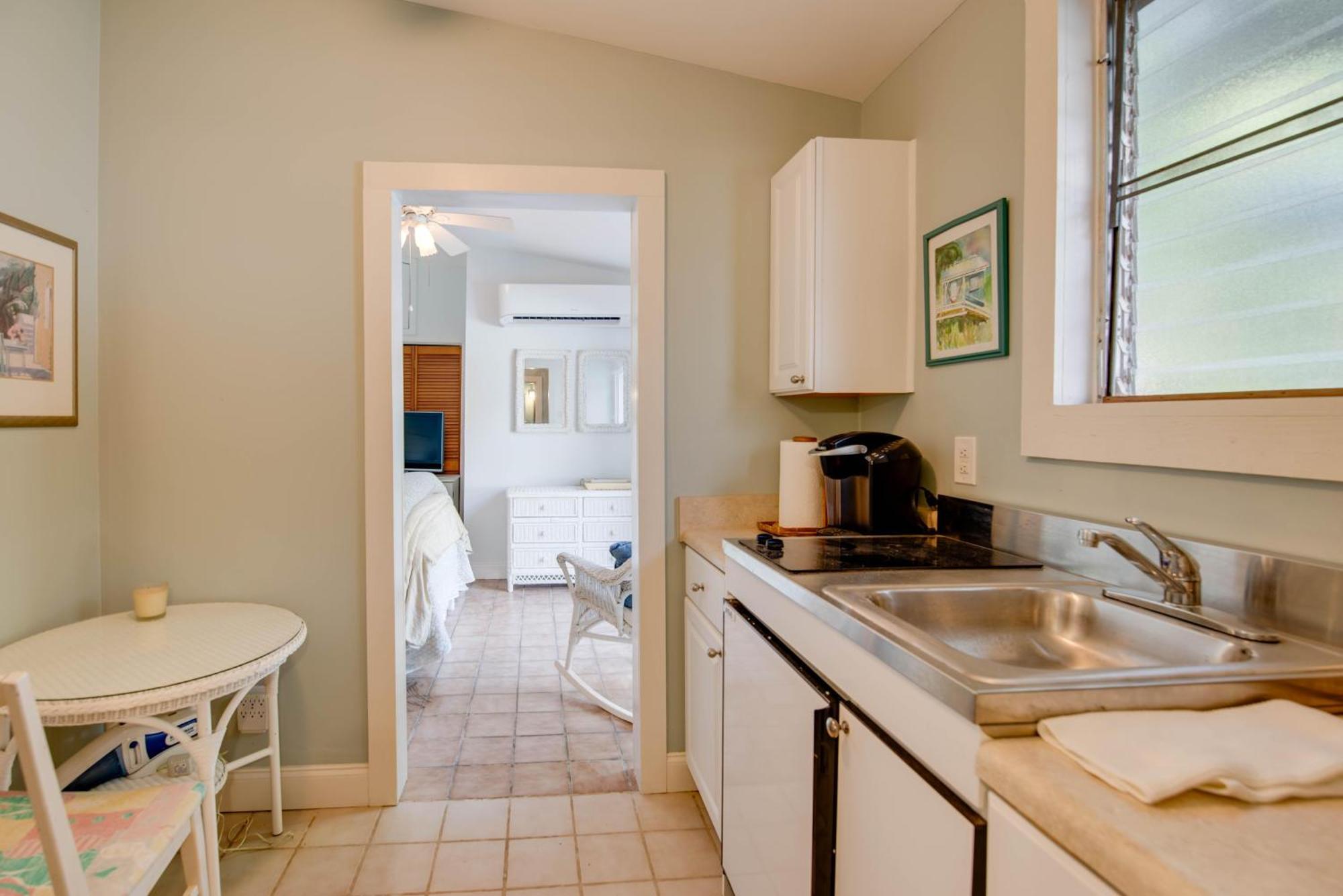Meadows Manor - Weekly Key West