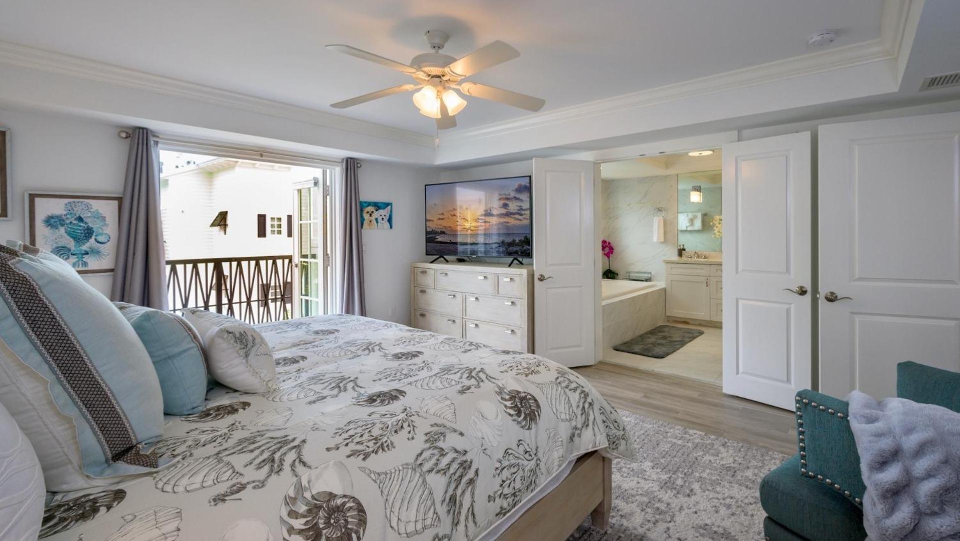 Seaport Sensation By Last Key Realty Holiday home *