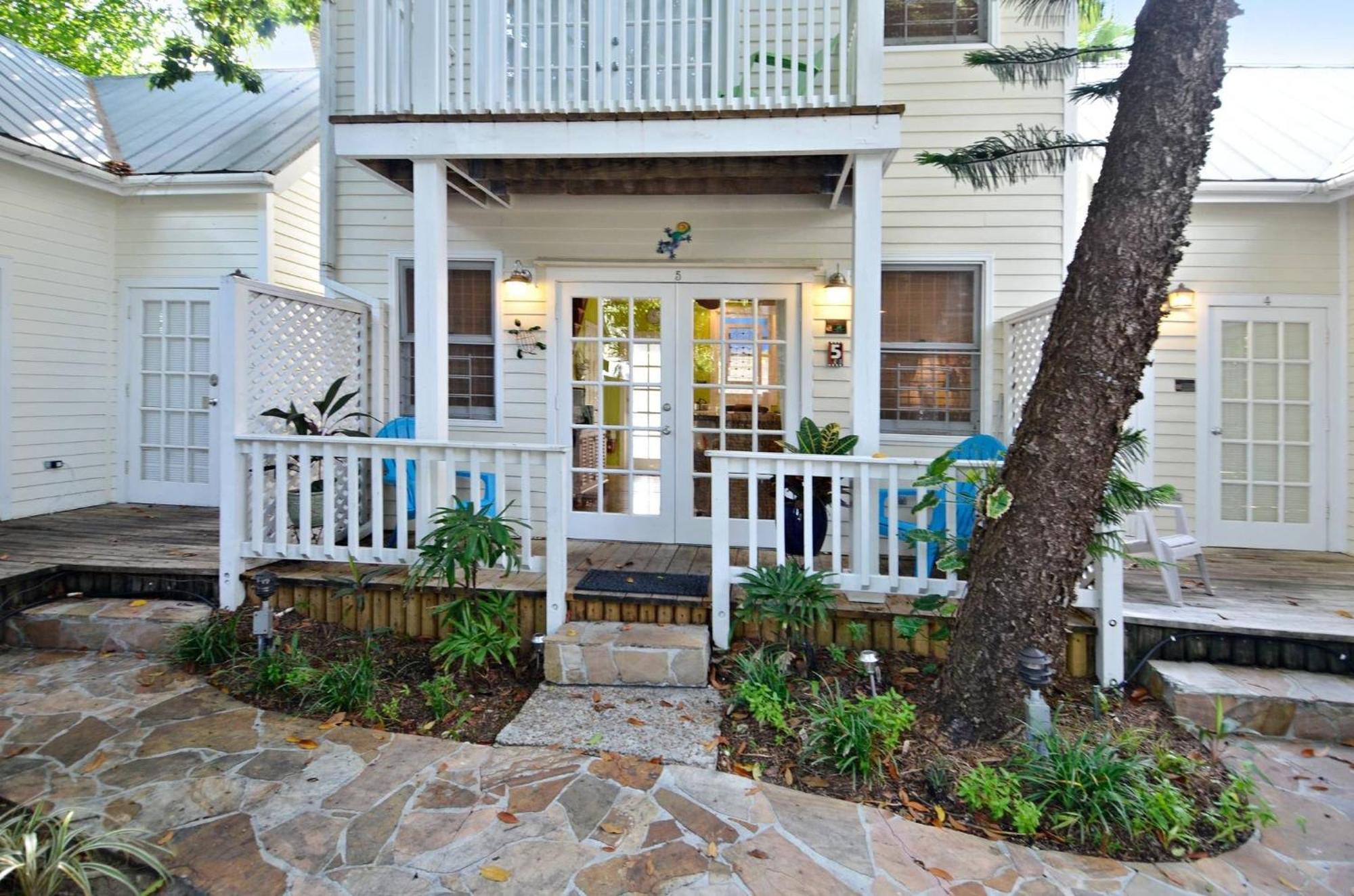 Tranquility By Avantstay Close To Duval St W Bbq Shared Pool