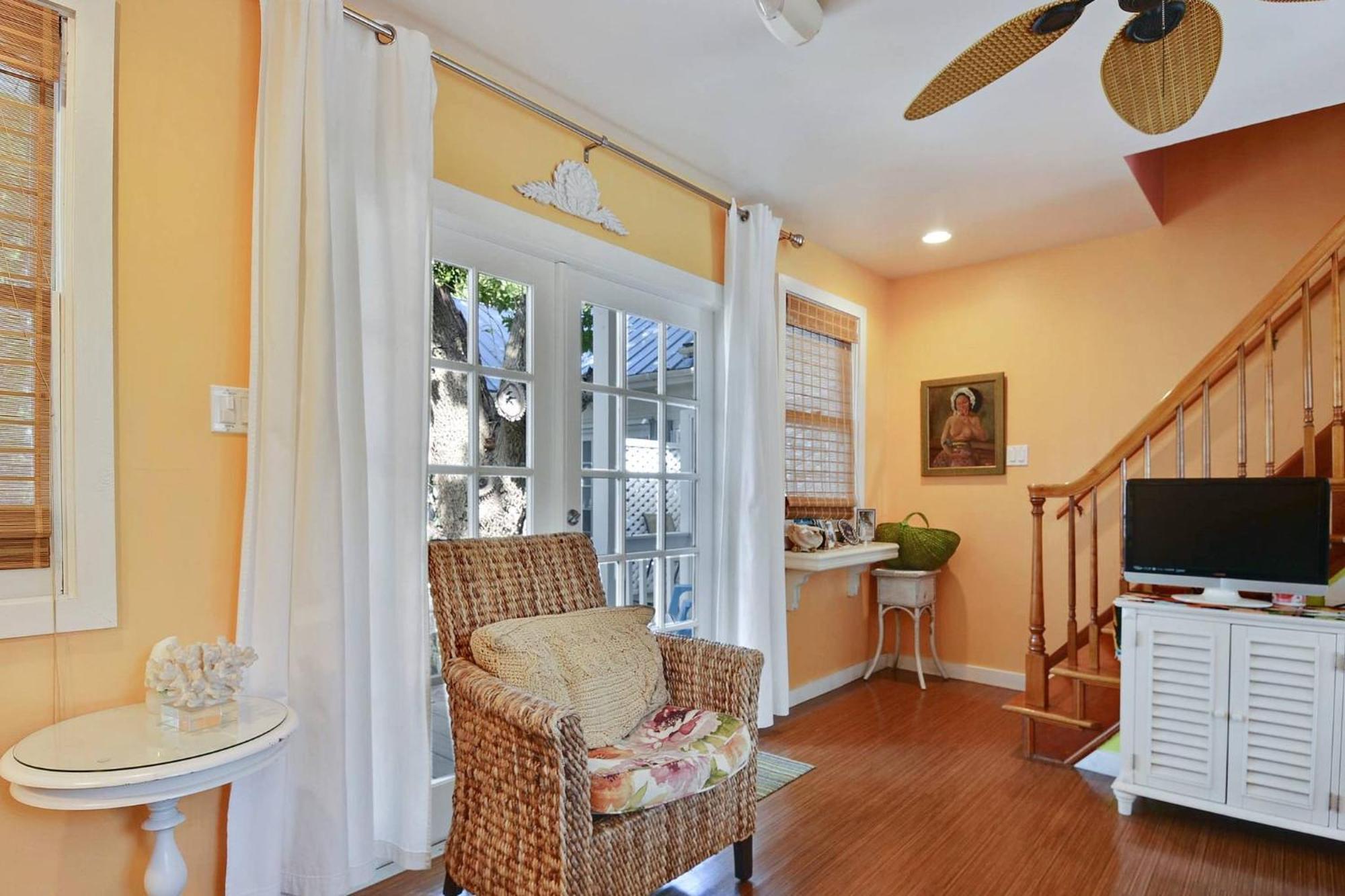 Holiday home Tranquility By Avantstay Close To Duval St W Bbq Shared Pool