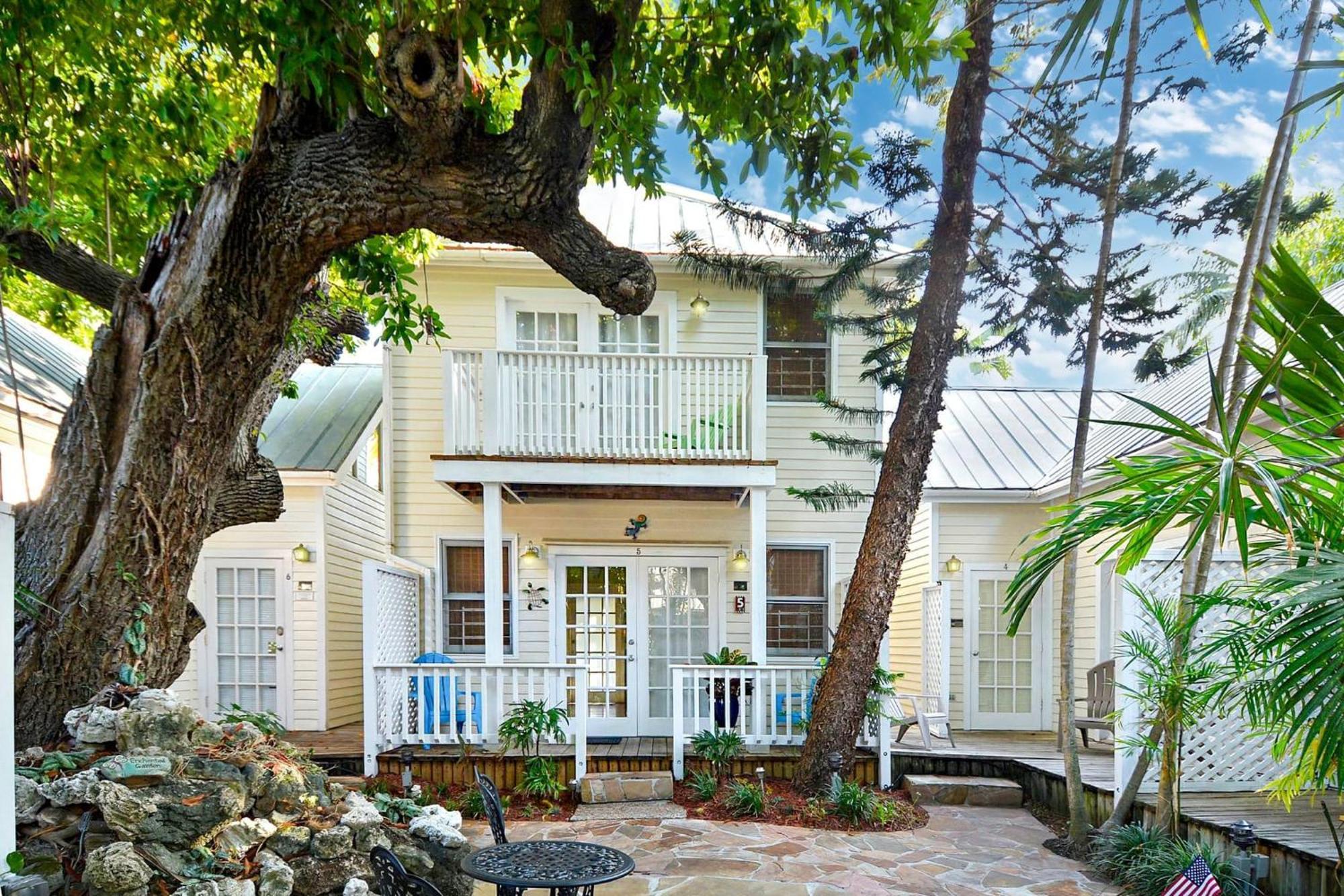 Tranquility By Avantstay Close To Duval St W Bbq Shared Pool * Key West