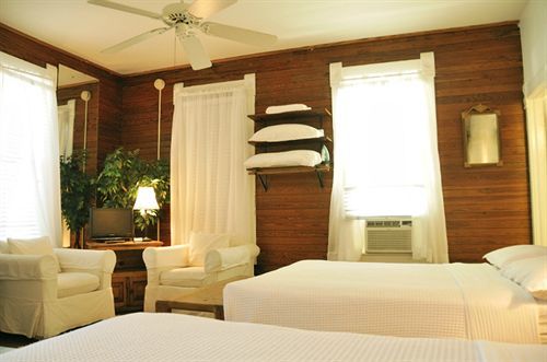 Casa 325 Inn 2*