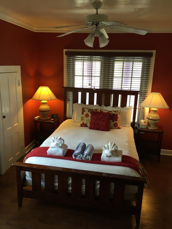 The On Fleming Inn