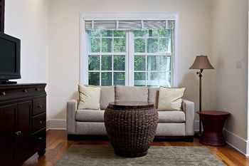 Hotel Townhomes On Windsor Key West