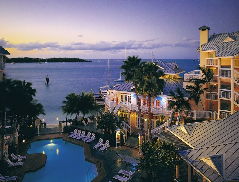 Hyatt Centric & 4*