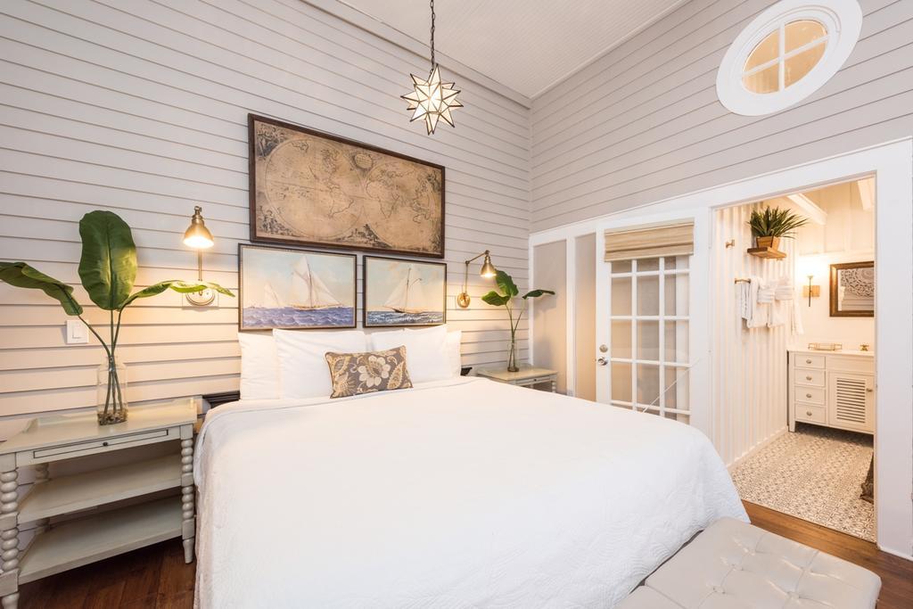 Old Town Manor Bed & Breakfast 3*