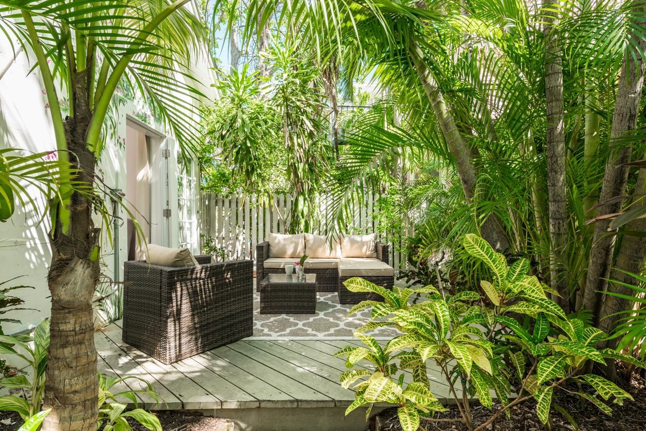 Old Town Manor Key West