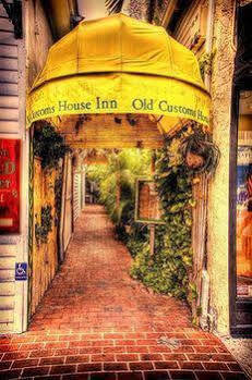 Old Customs House Hotel