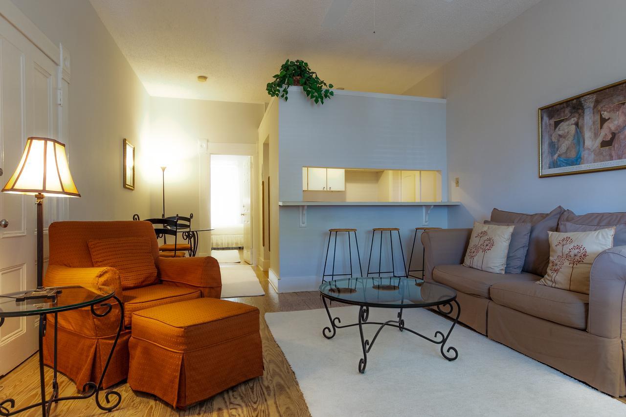 Casa 325 Inn