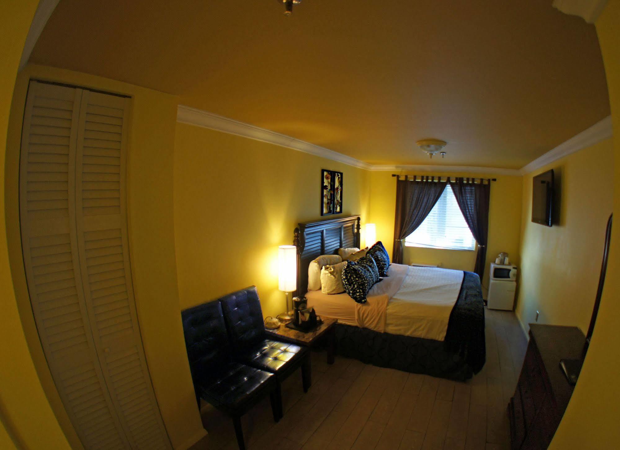 Pegasus International Hotel Key West