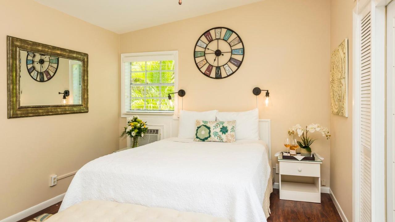 Old Town Manor Bed & Breakfast 3*