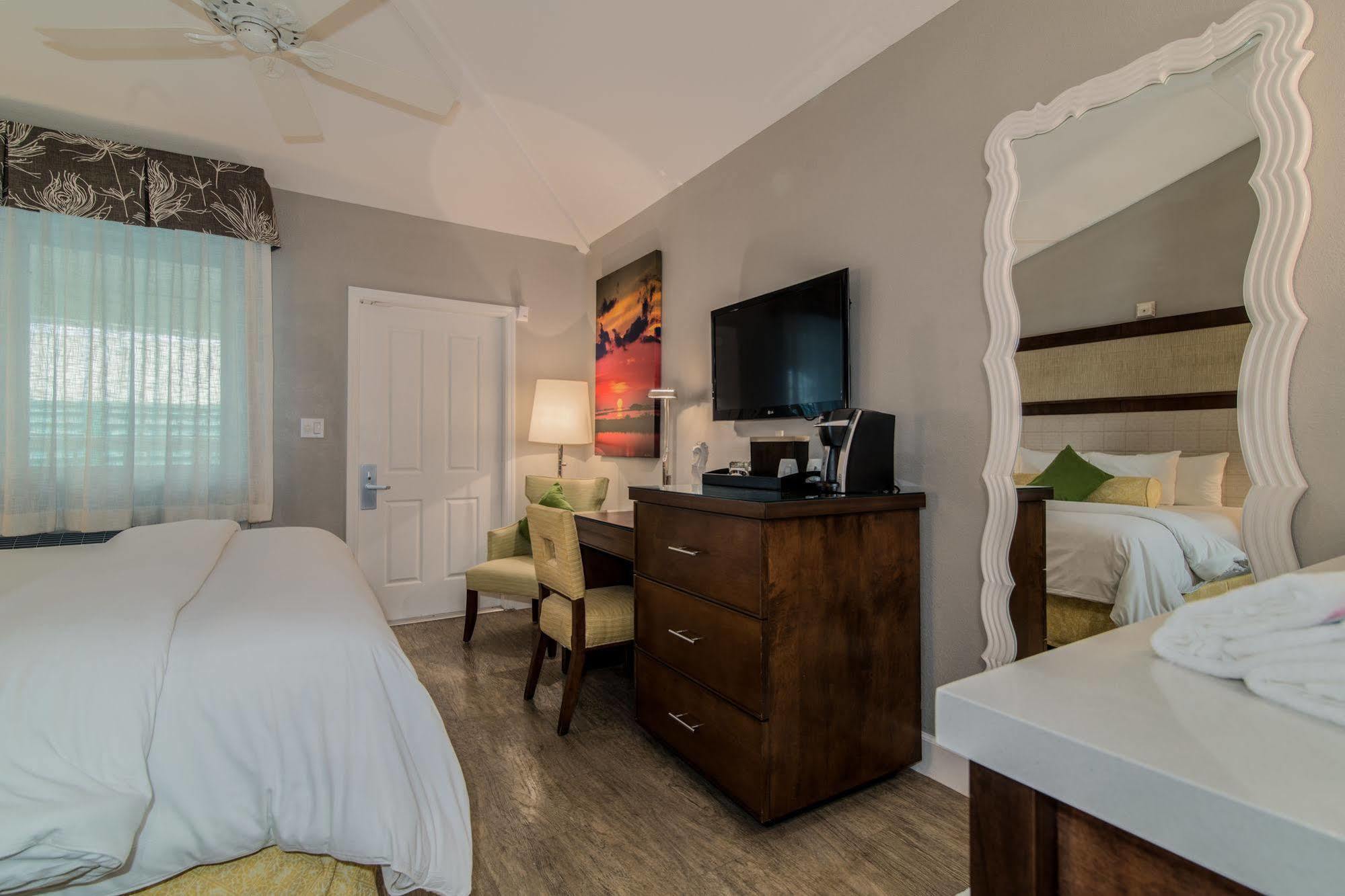 Hotel Almond Tree - Adults Only 3*