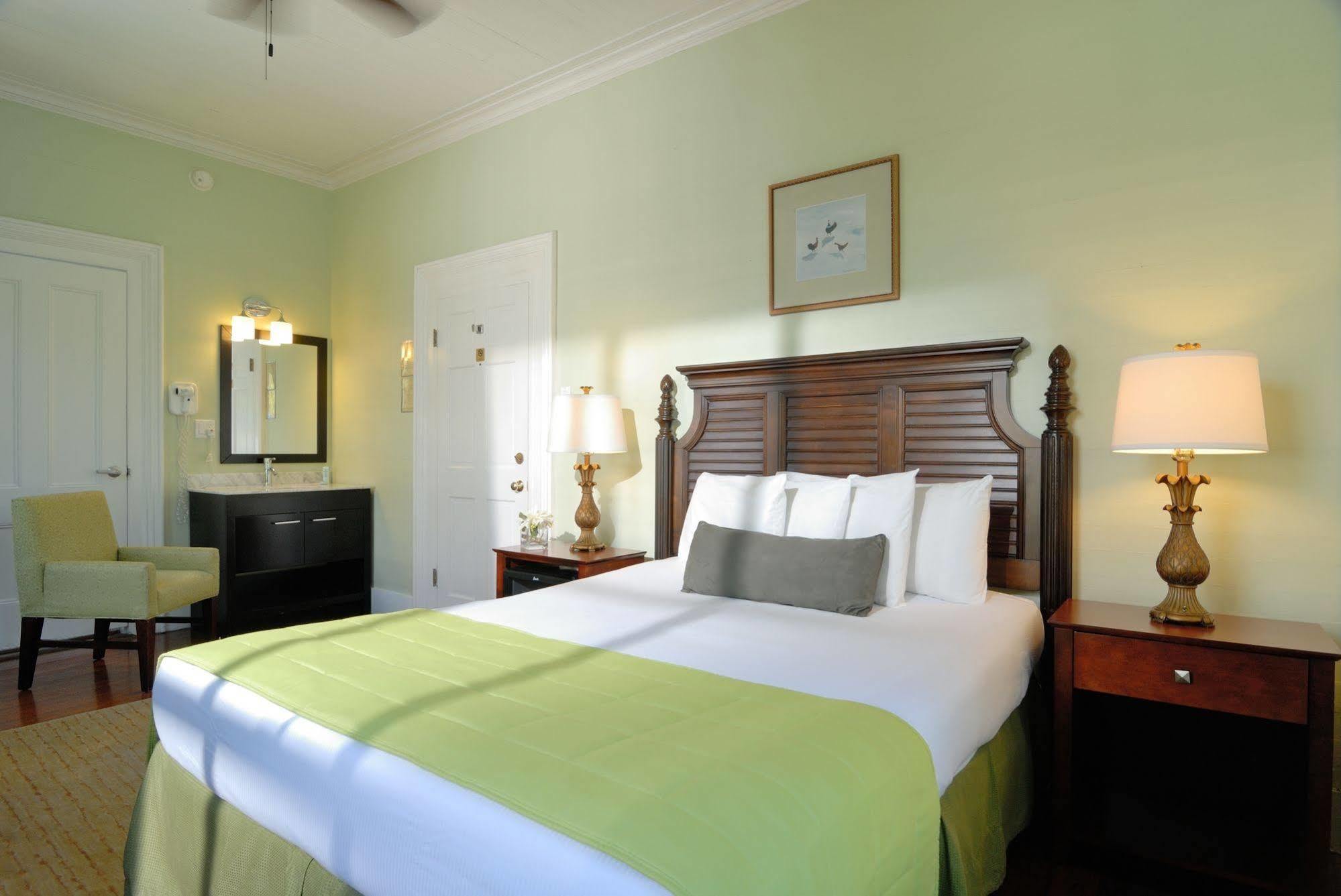 Chelsea House - Inn 3*