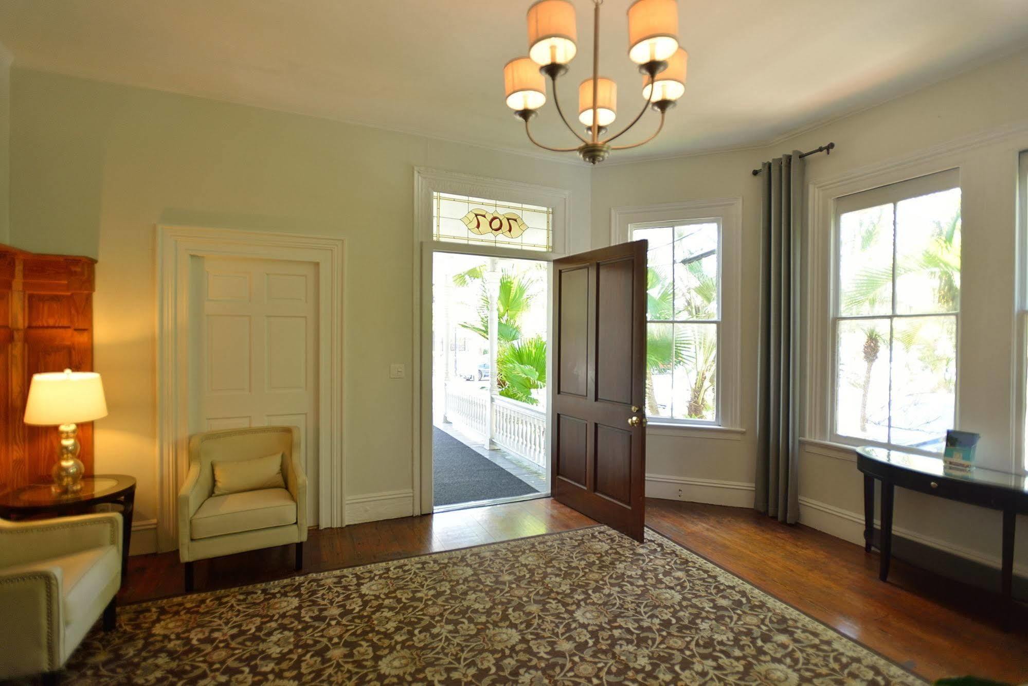 Chelsea House - Inn Key West