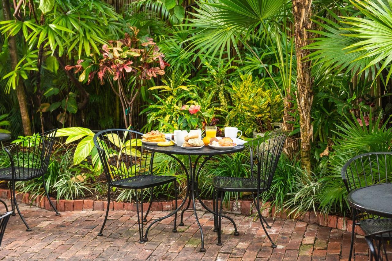 Old Town Manor Key West