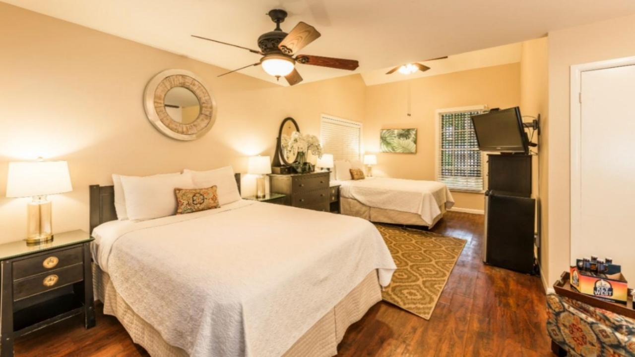 Old Town Manor