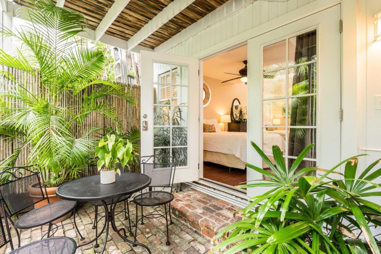 Bed & Breakfast Old Town Manor 3*