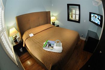 Fleming Hotel